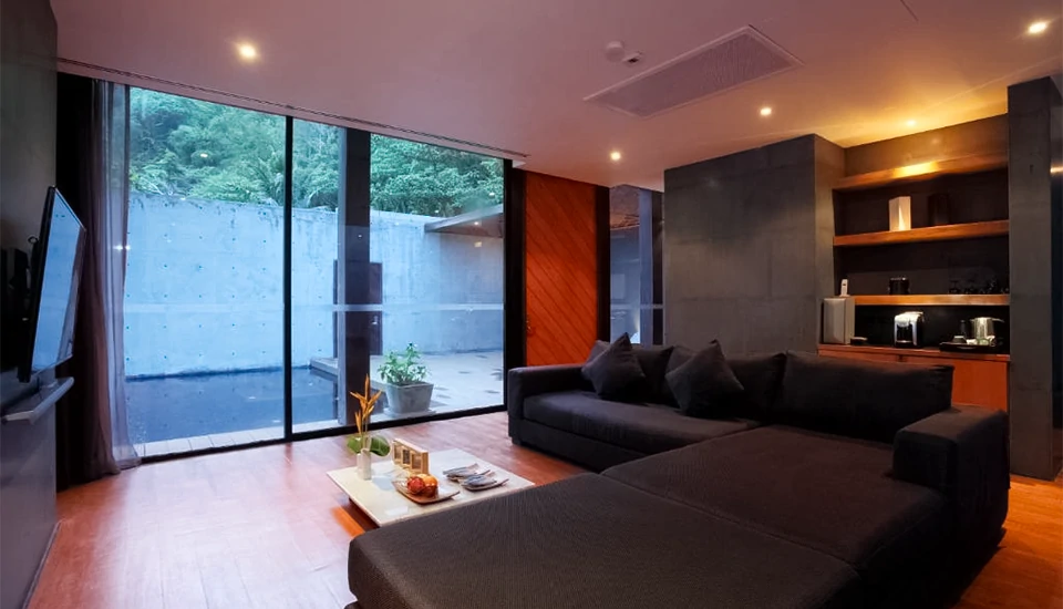 هتل ناکا پوکت